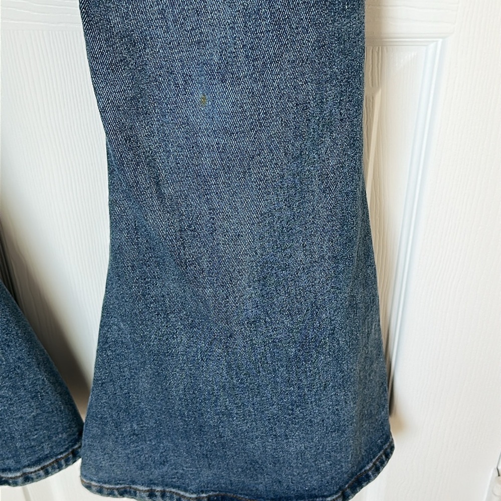 NWT Elegant High Rise Extreme Flare Dark Blue Jeans by A LOVES A Size 31 - Picture 6 of 15
